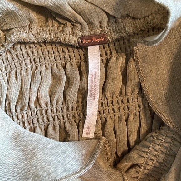 NWOT Free People Smocked So Nice Top size Medium - Picture 9 of 9